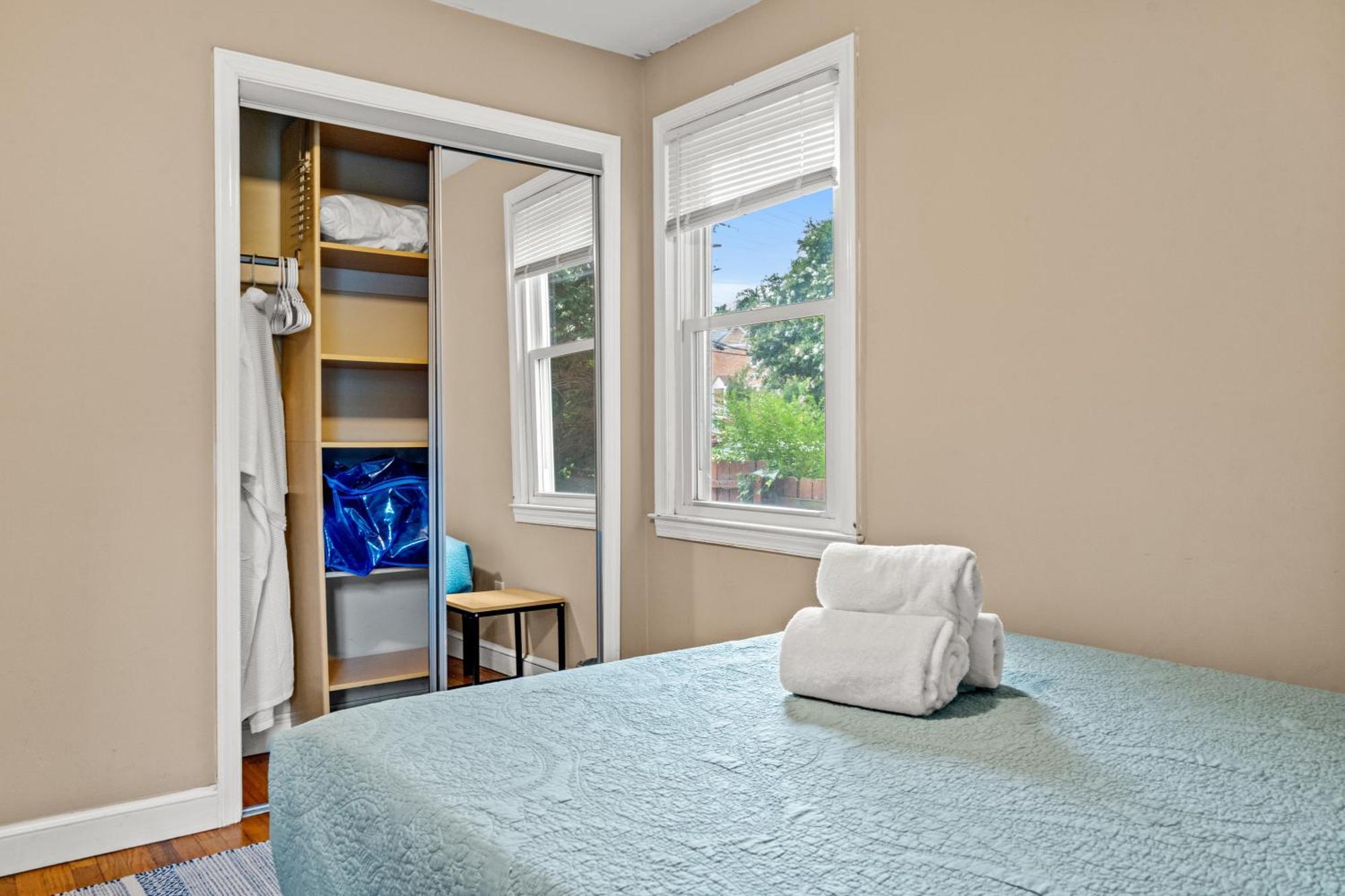 Holiday home 2 Bed Townhouse: Minutes From Dca-national Airport *