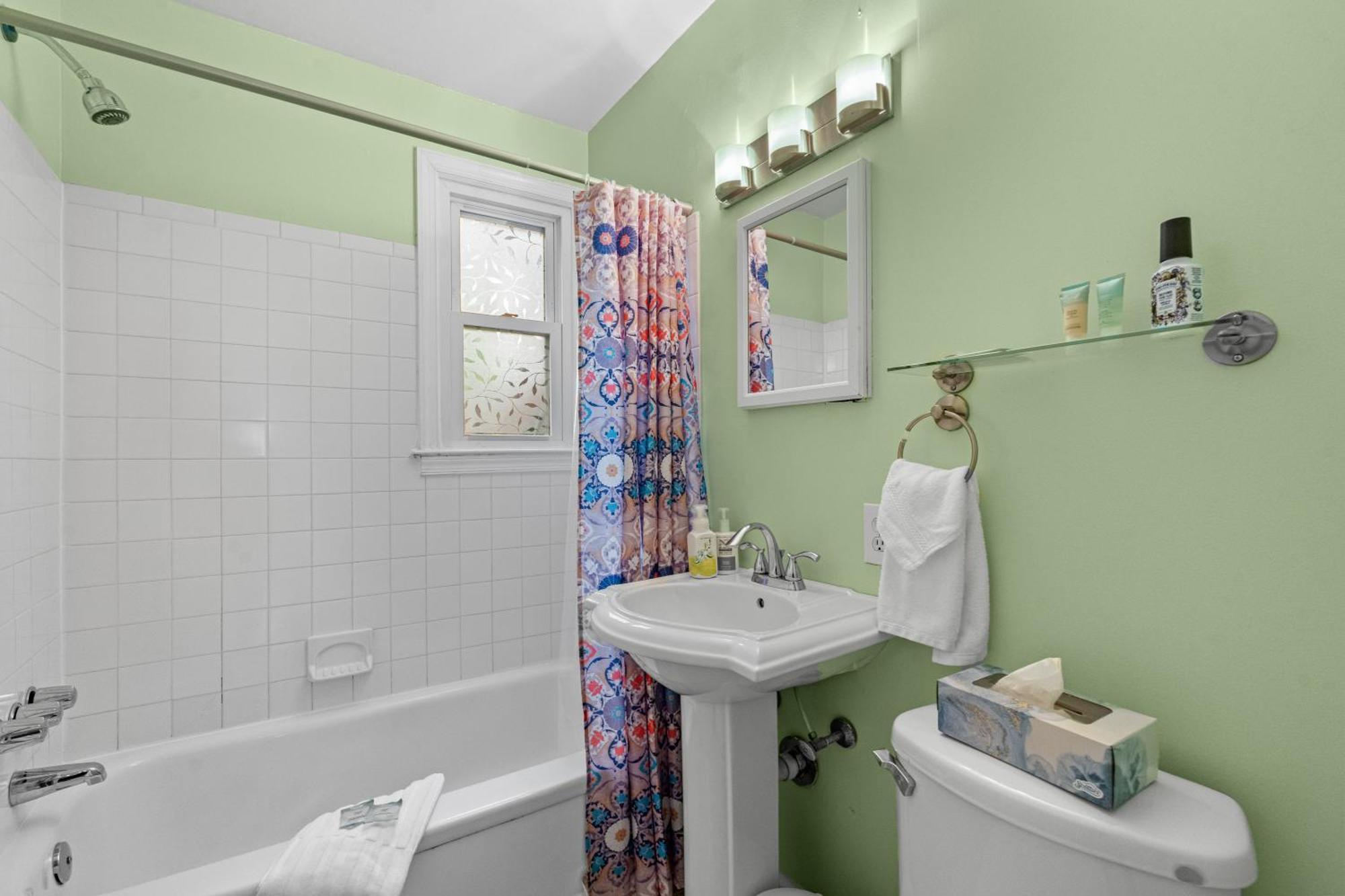 Holiday home 2 Bed Townhouse: Minutes From Dca-national Airport *