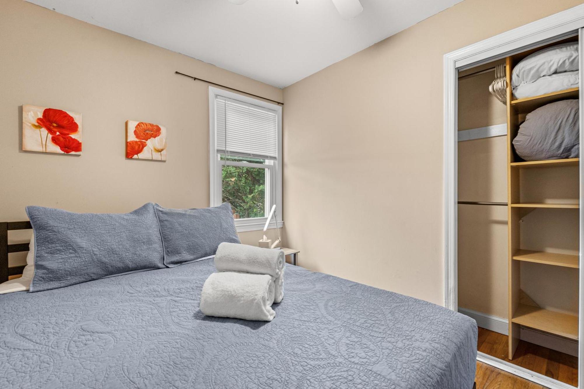 2 Bed Townhouse: Minutes From Dca-national Airport Holiday home *