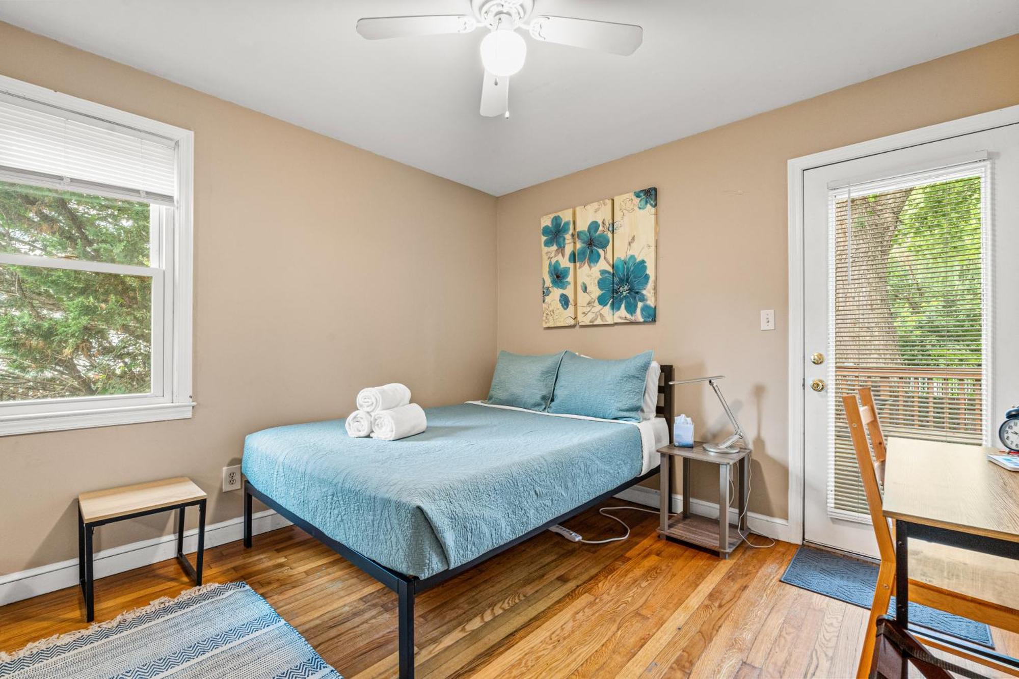 2 Bed Townhouse: Minutes From Dca-national Airport Alexandria